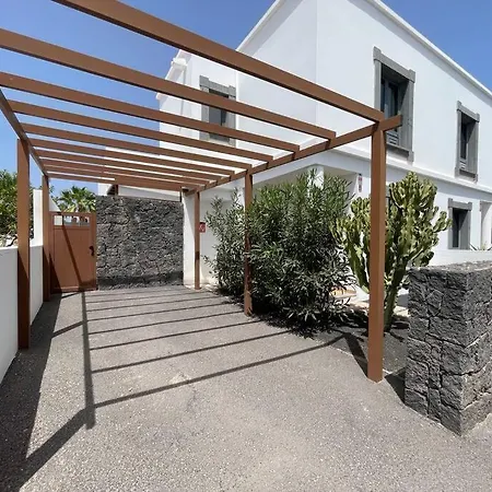 וילה Eslanzarote Varadero, Heated Pool